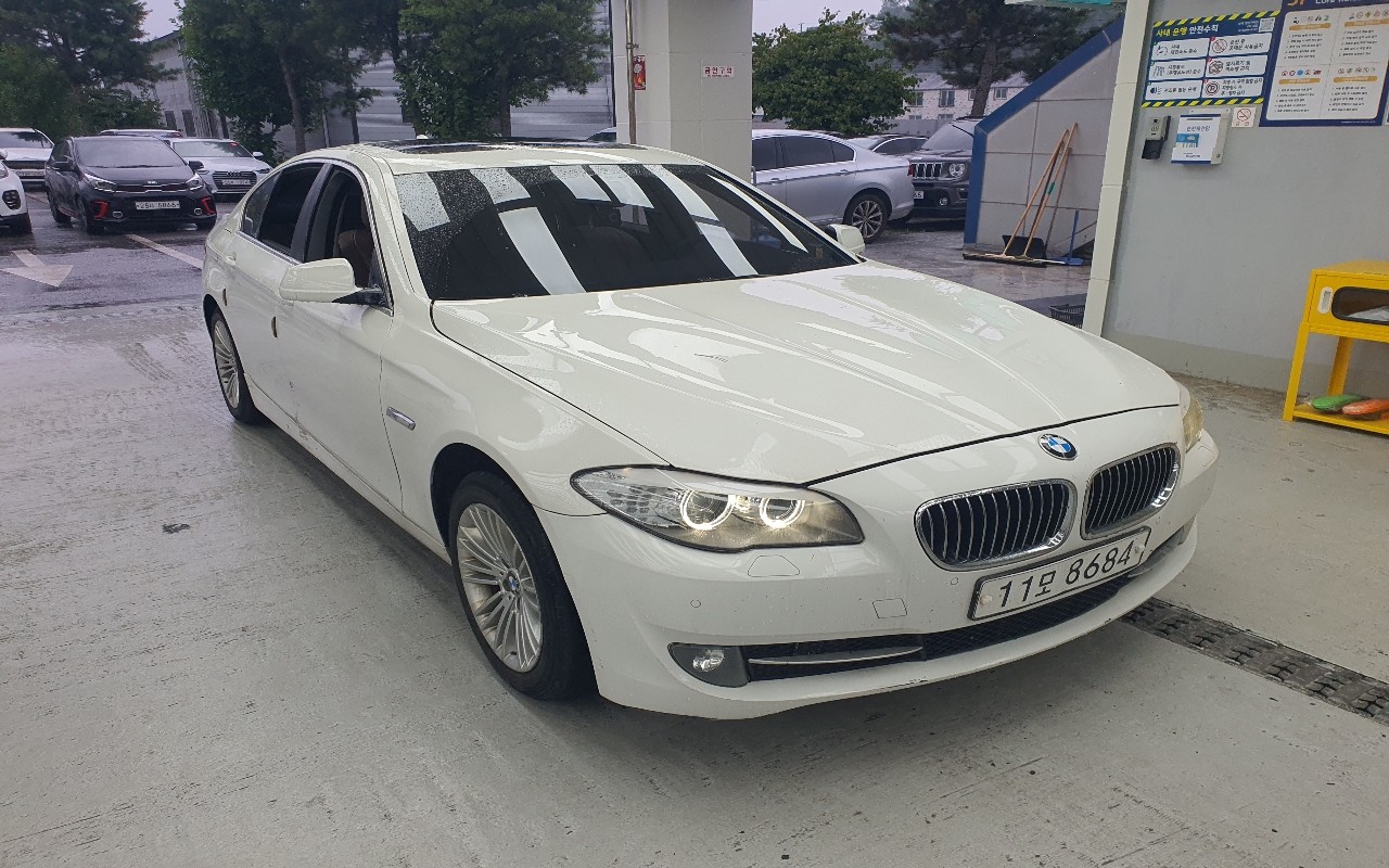 2013 - bmw 5 series