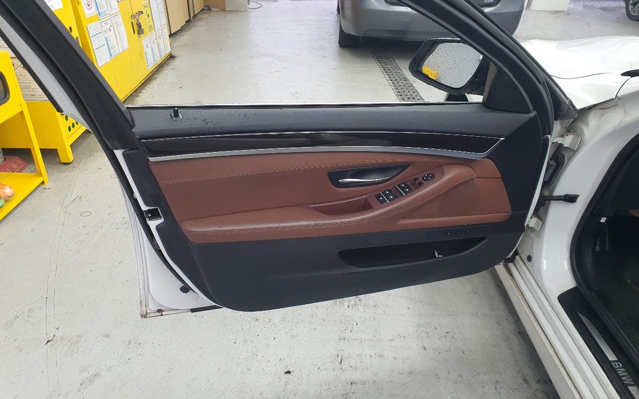 2013 - bmw 5 series