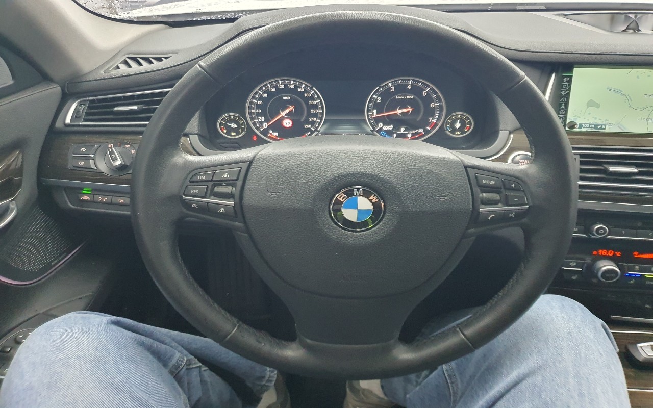 2014 - bmw 7 series