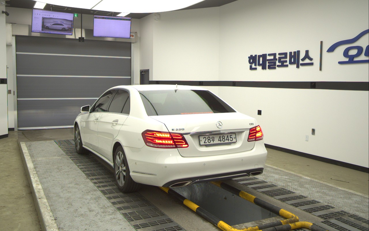 2014 - mercedes-benz e220