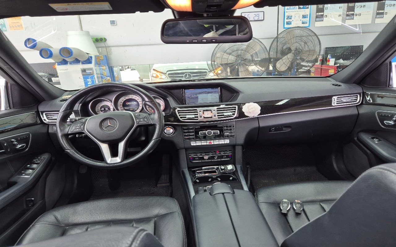 2014 - mercedes-benz e220