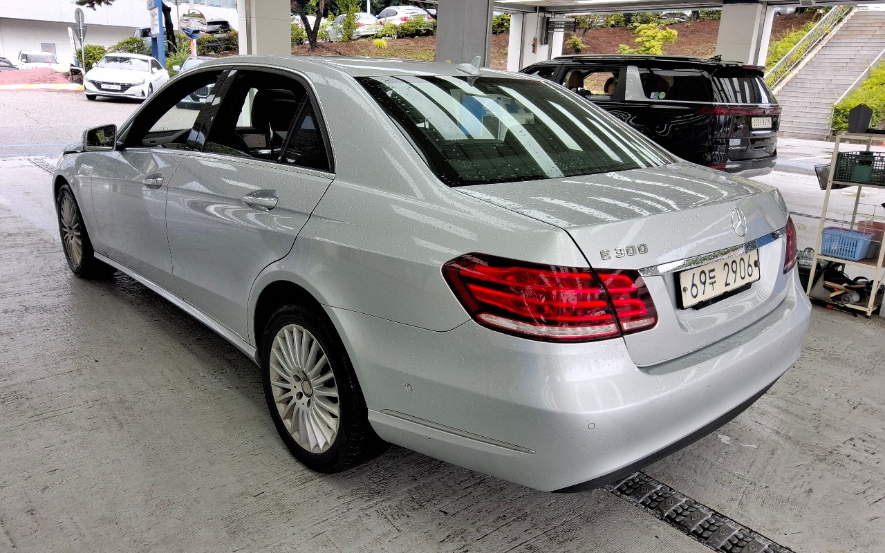 2014 - mercedes-benz e300