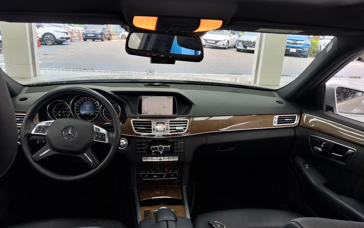 2014 - mercedes-benz e300