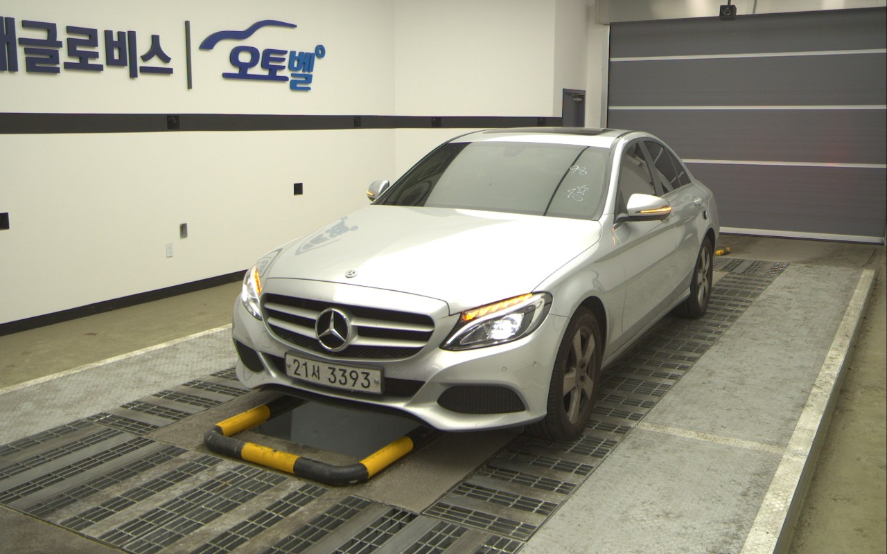 2018 - mercedes-benz c200