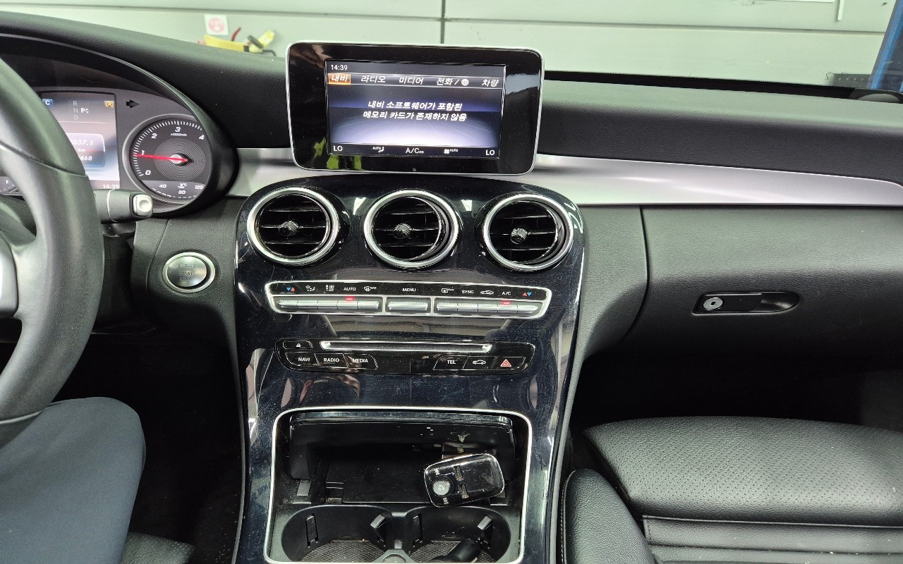 2018 - mercedes-benz c200