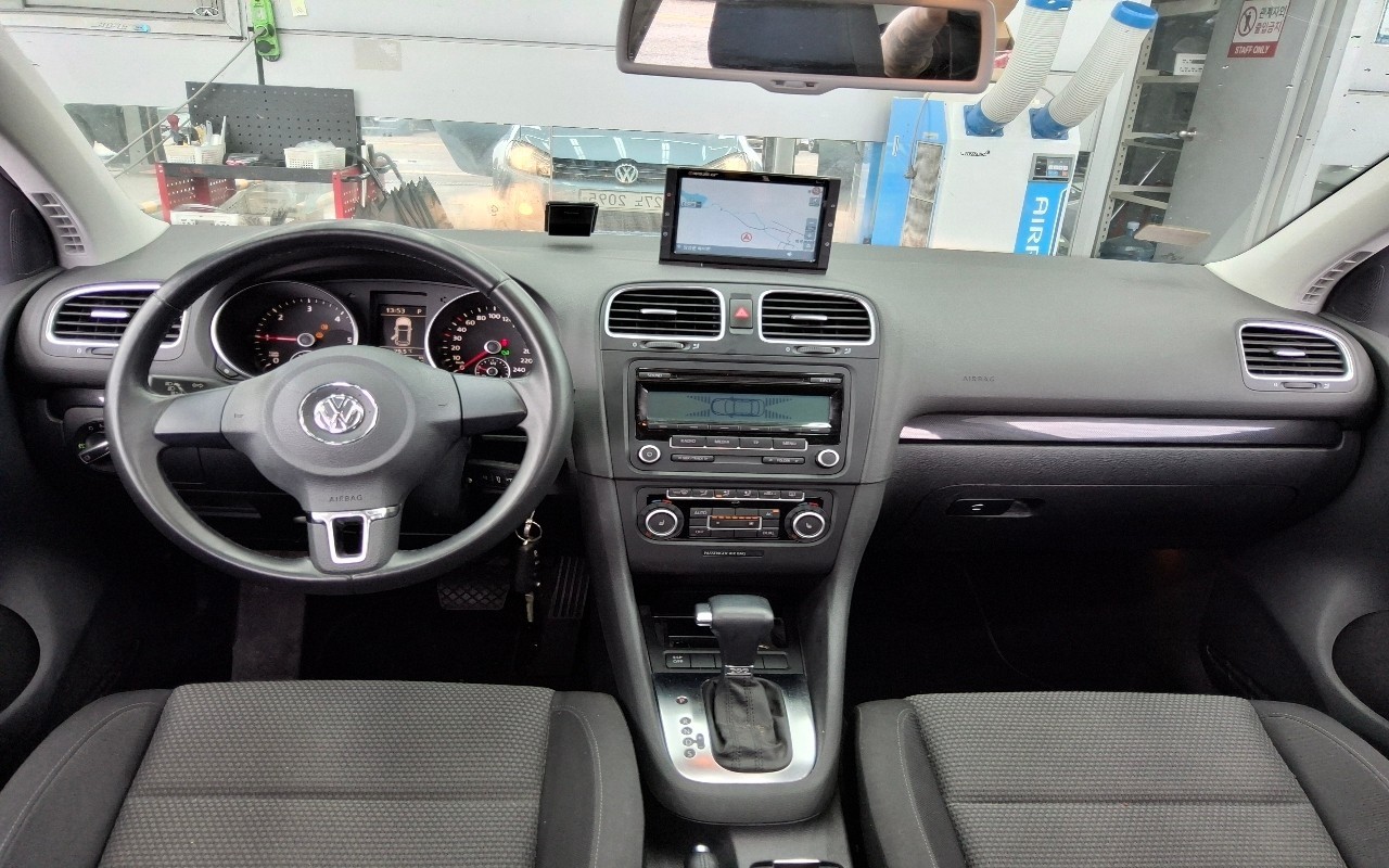 2010 - volkswagen golf