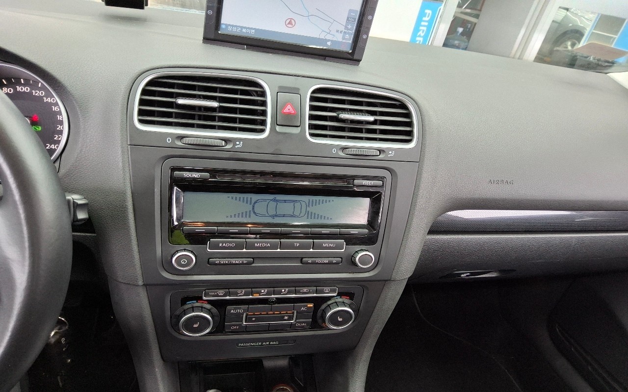 2010 - volkswagen golf