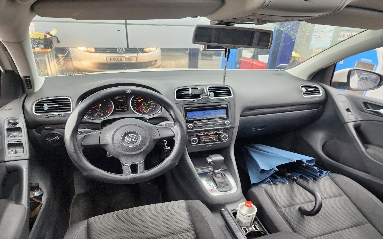 2010 - volkswagen golf