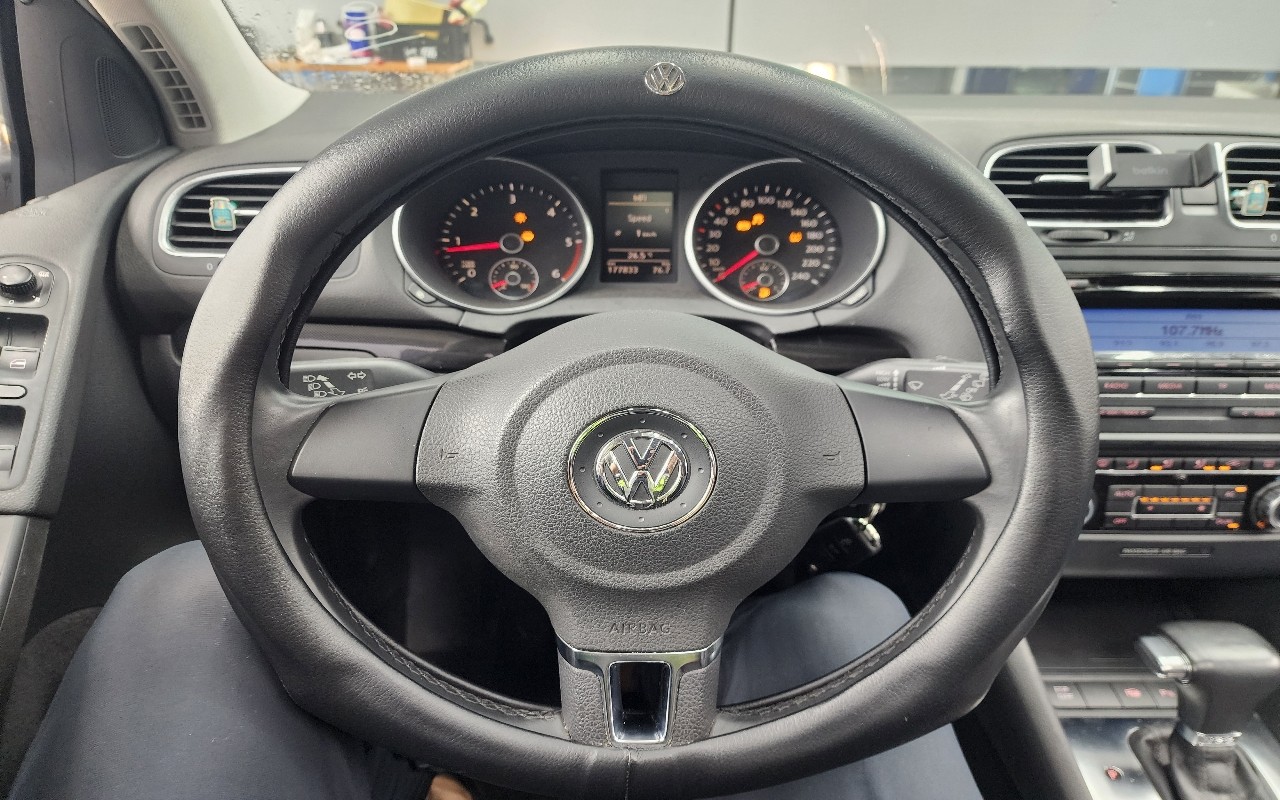 2010 - volkswagen golf