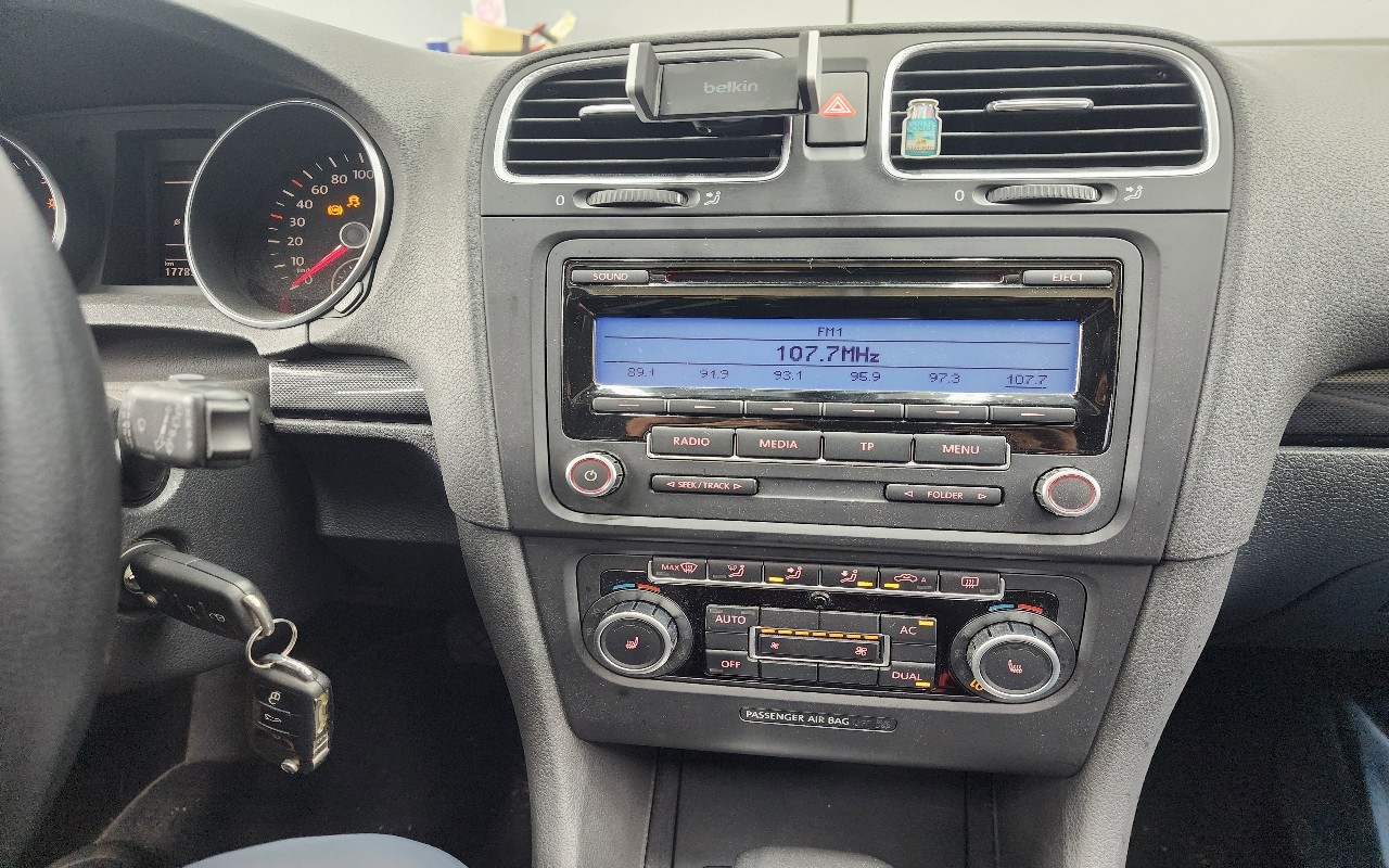 2010 - volkswagen golf
