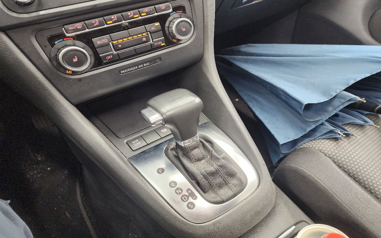 2010 - volkswagen golf