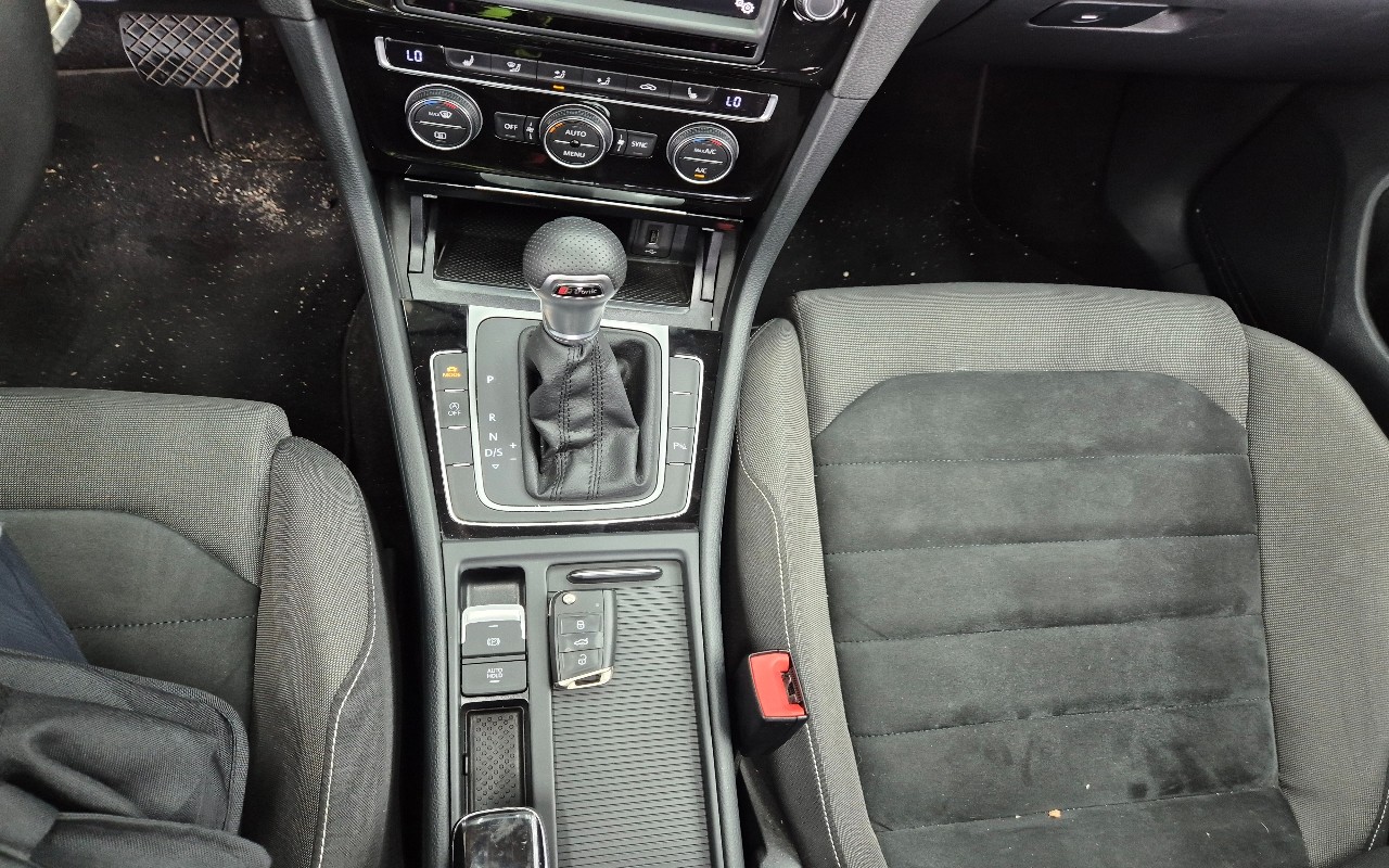 2015 - volkswagen golf