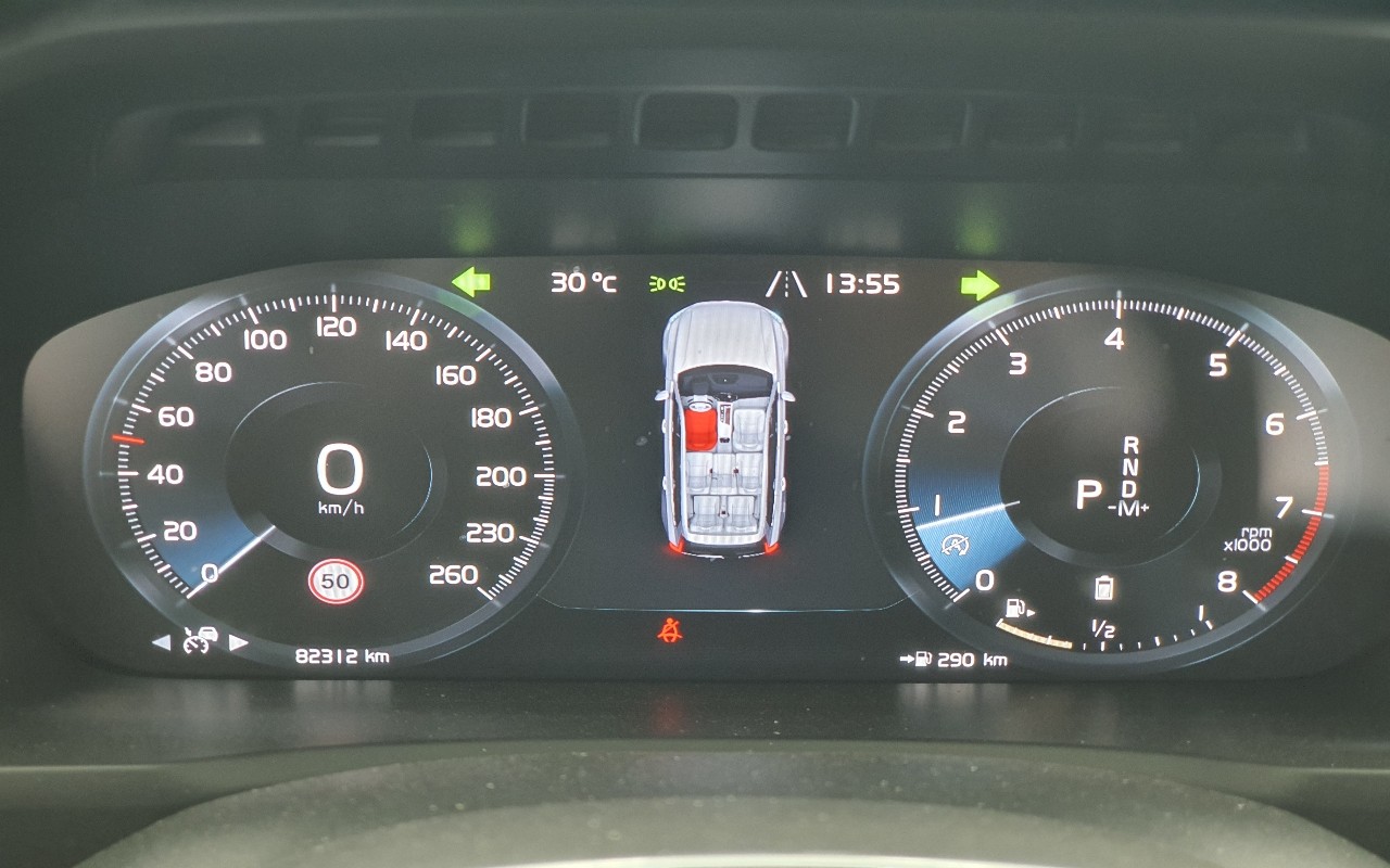 2021 - volvo xc90