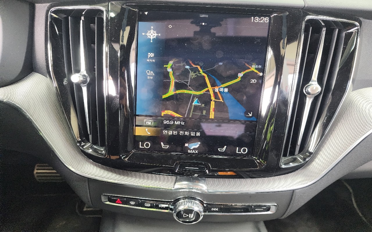 2021 - volvo xc60