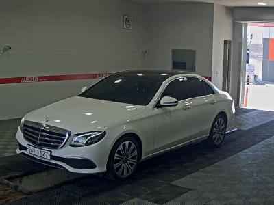 MERCEDES-BENZ CLASS (5TH GEN) E400