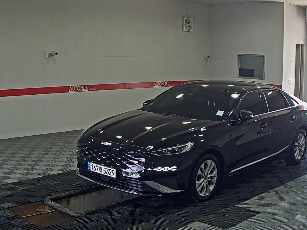 2022 - kia k8