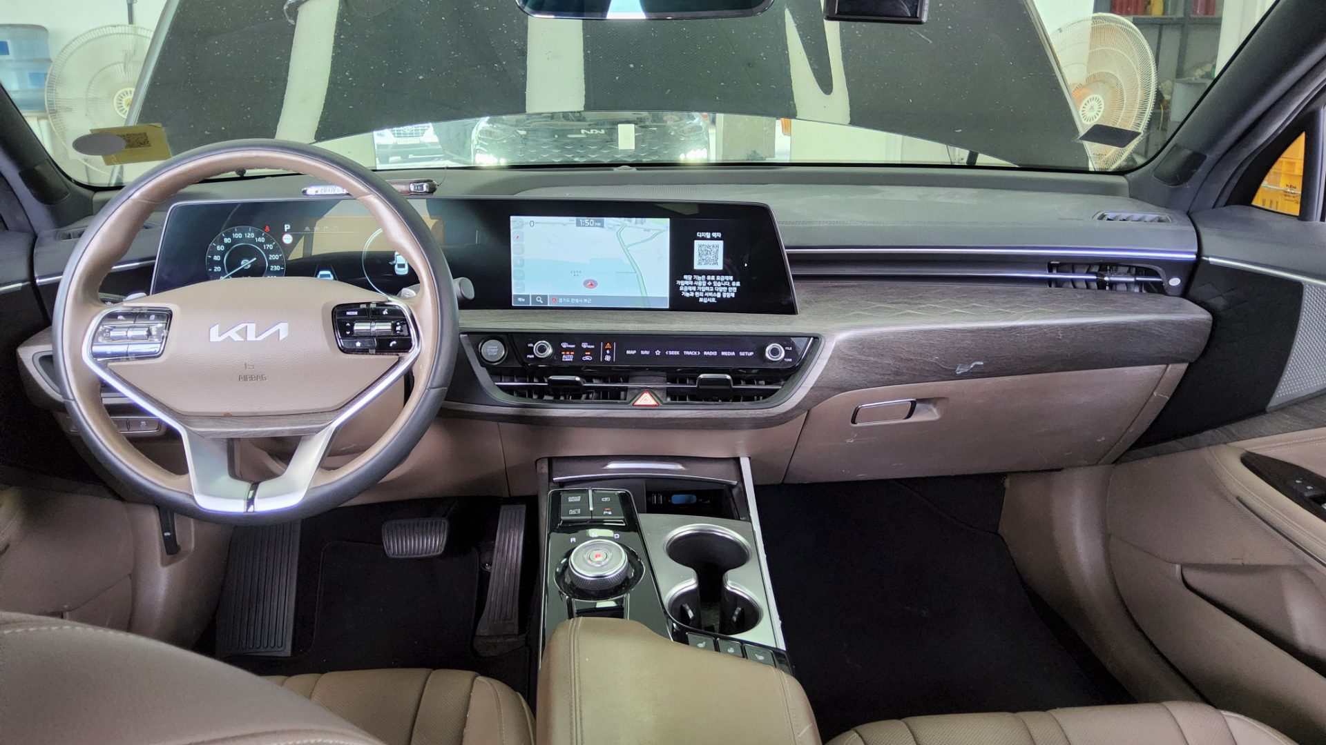 2022 - kia k8