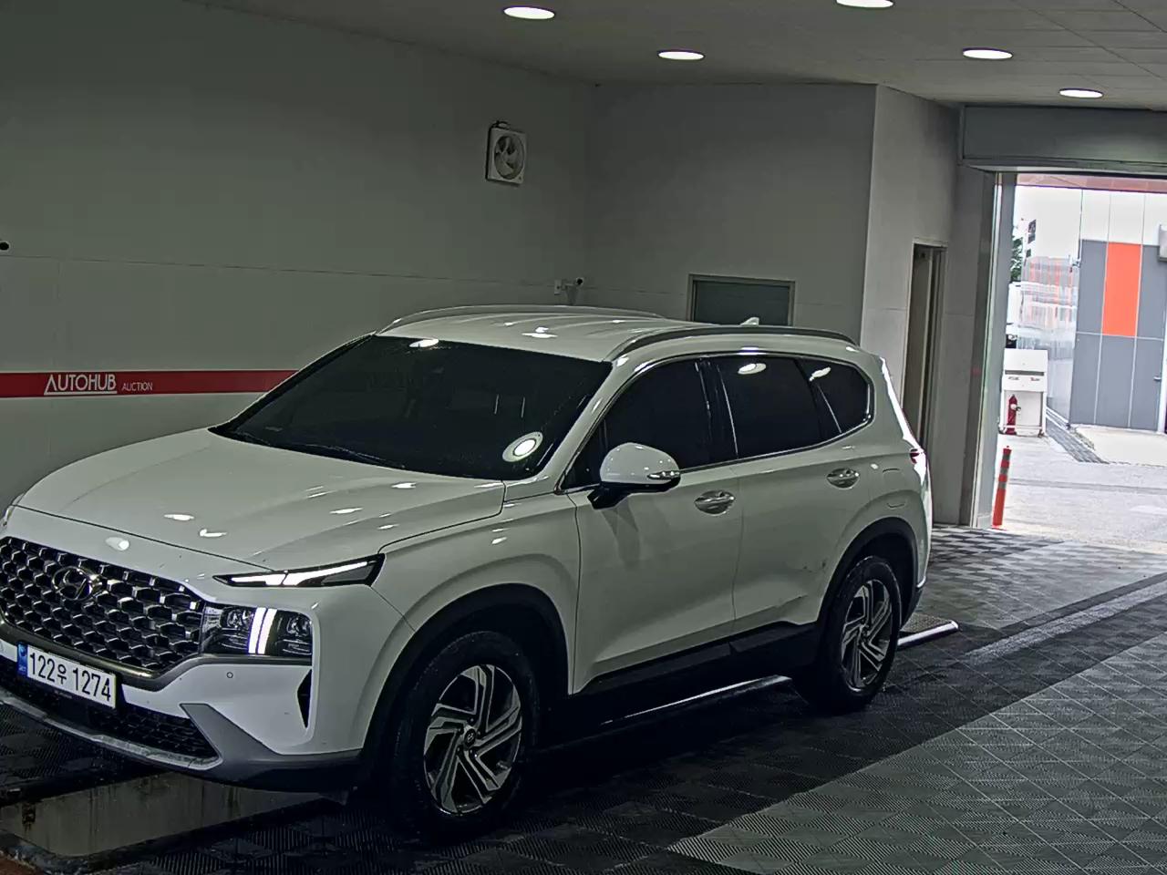 هيونداي سانتافي 2023 — صورة 1