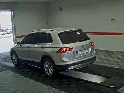 فولكس فاجن Tiguan (2Nd Gen) 2.0 Tdi بريميوم 2018 بريميوم