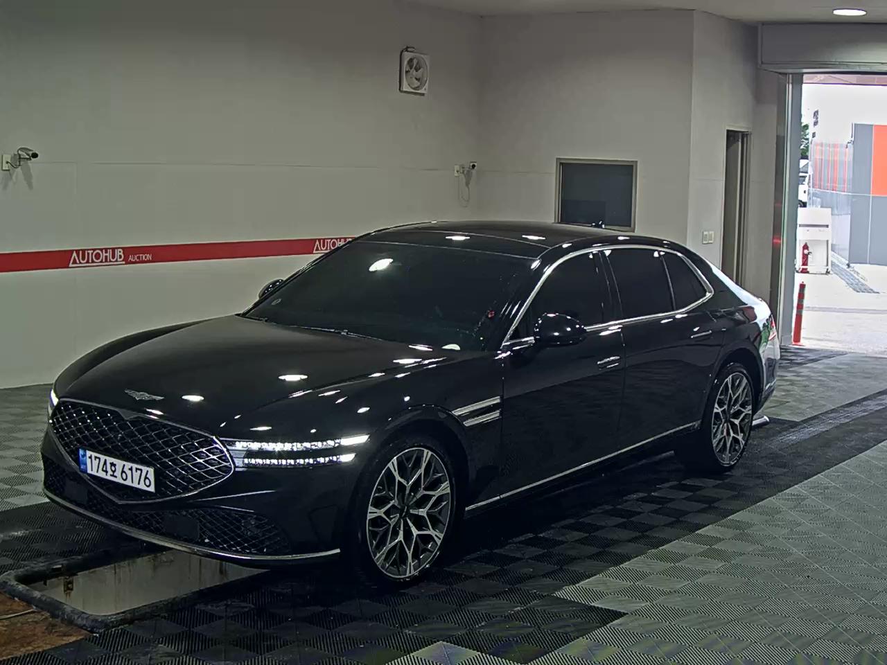 جينيسيس G90 2023 — صورة 1