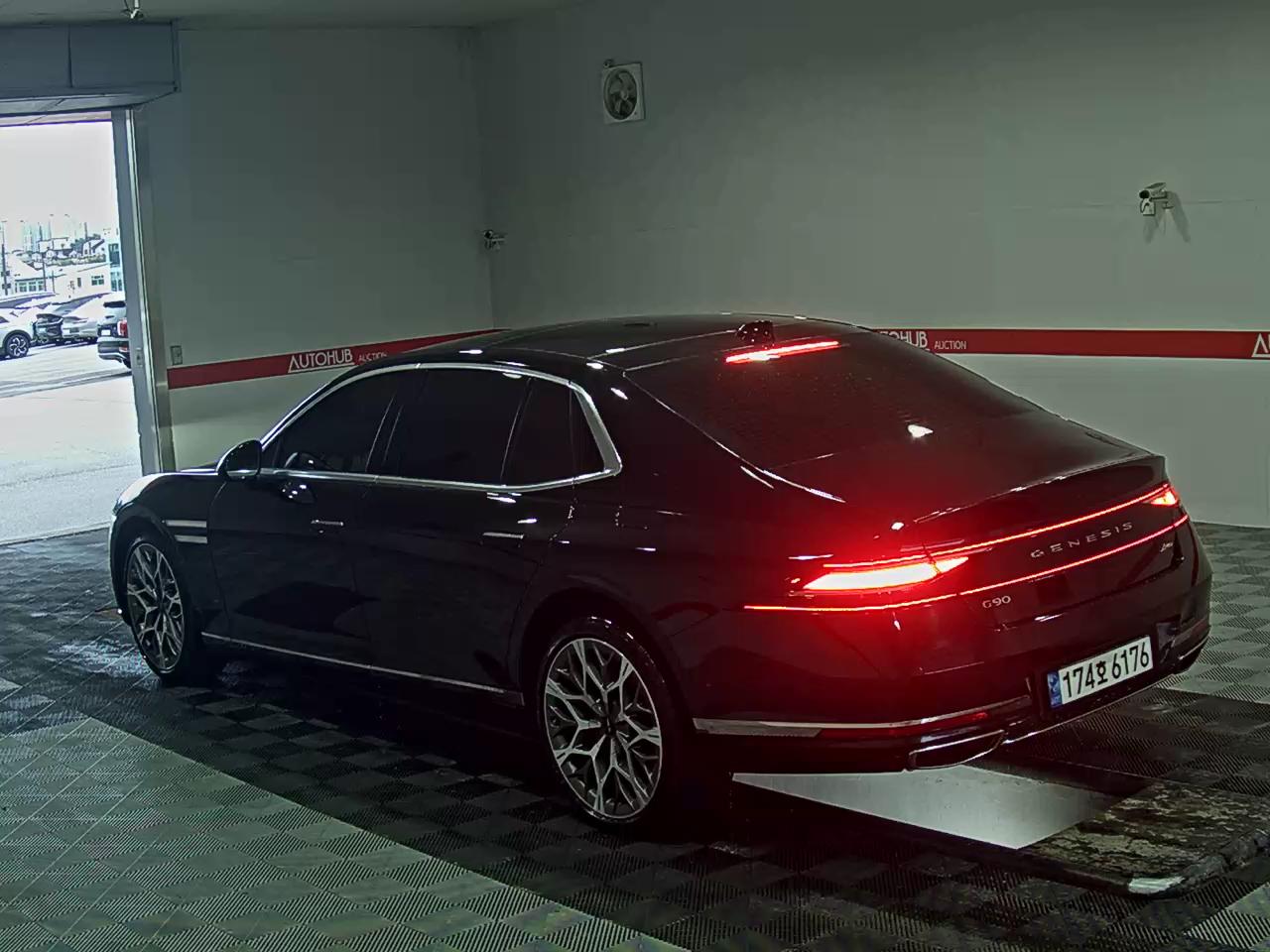 جينيسيس G90 2023 — صورة 2