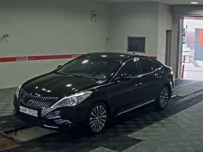 HYUNDAI GRANDEUR HG HG 300