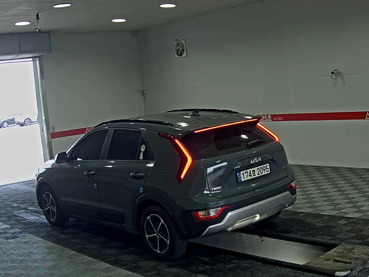 كيا Niro 2023 — صورة 2