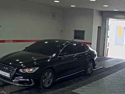 HYUNDAI GRANDEUR GDi