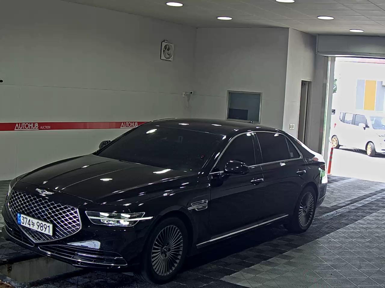 جينيسيس G90 2021 — صورة 1