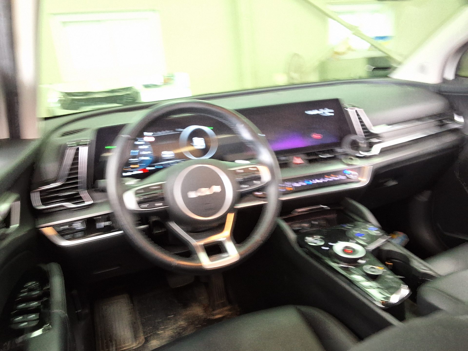 2023 - kia sportage