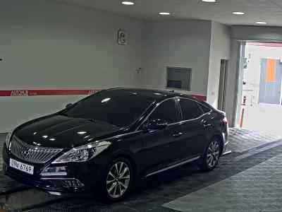 HYUNDAI GRANDEUR HG HG 300