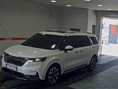 KIA CARNIVAL (KA4)