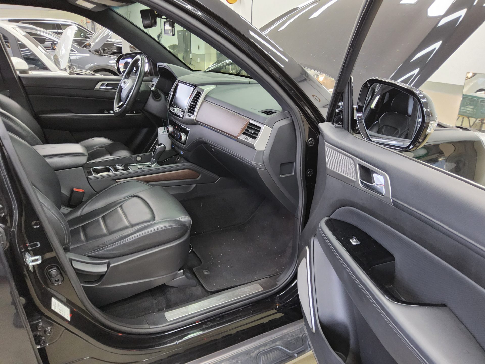 2018 - ssangyong rexton