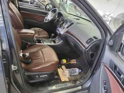 هيونداي Veracruz ديزل دفع رباعي 300Vxl 2014 ديزل دفع رباعي