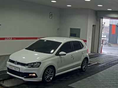 VOLKSWAGEN POLO (5TH GEN) TDI R
