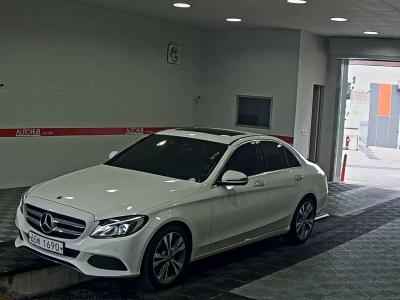 MERCEDES-BENZ C-CLASS (4TH GEN) C200 AVANTGARDE