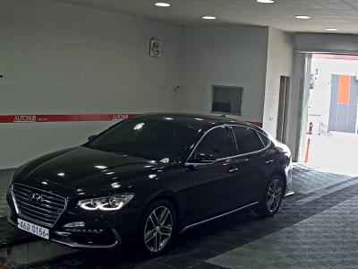 HYUNDAI GRANDEUR GDi