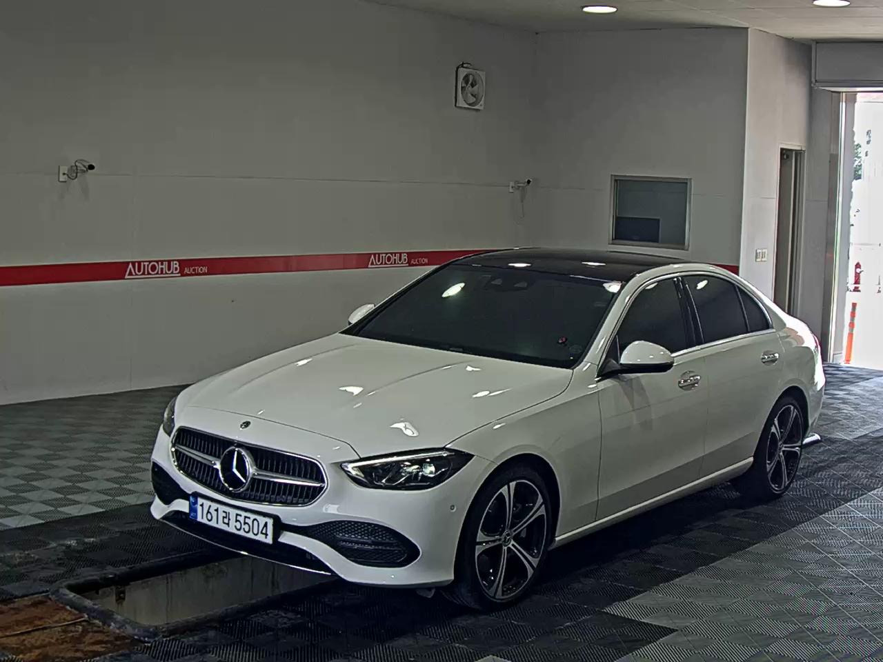 2023 - mercedes-benz c300