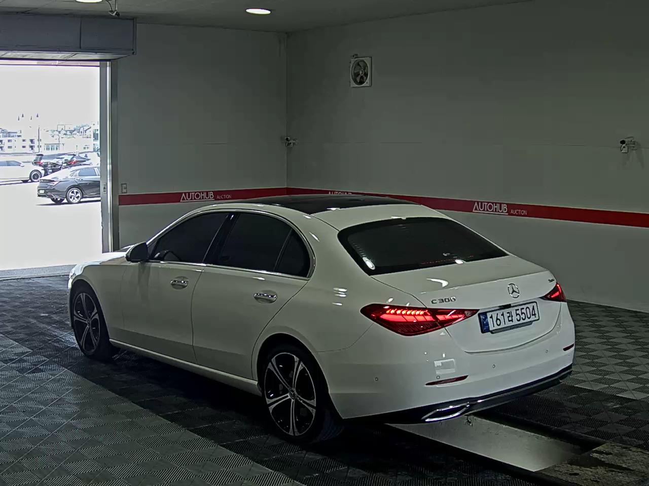 2023 - mercedes-benz c300