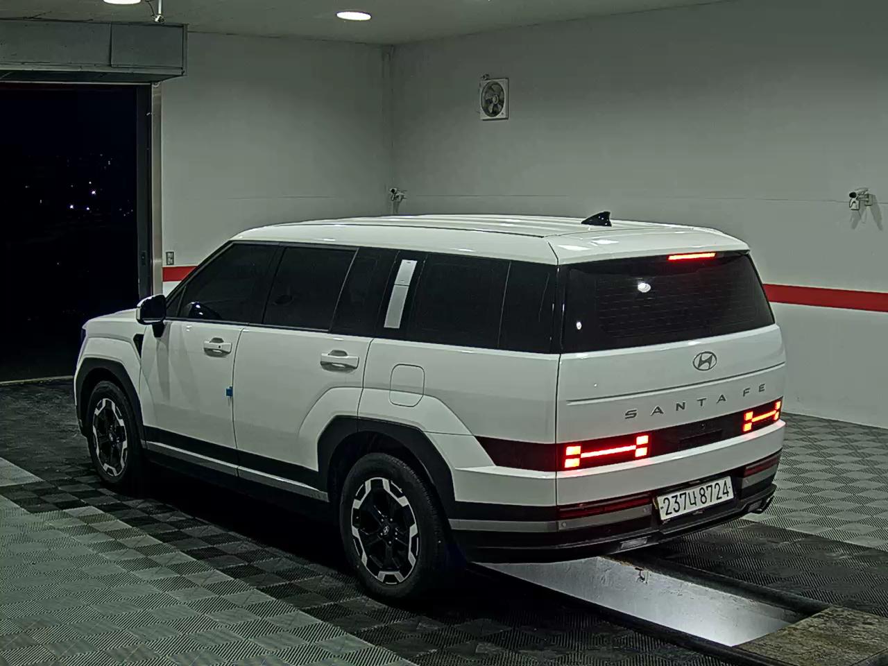 هيونداي سانتافي 2024 — صورة 2