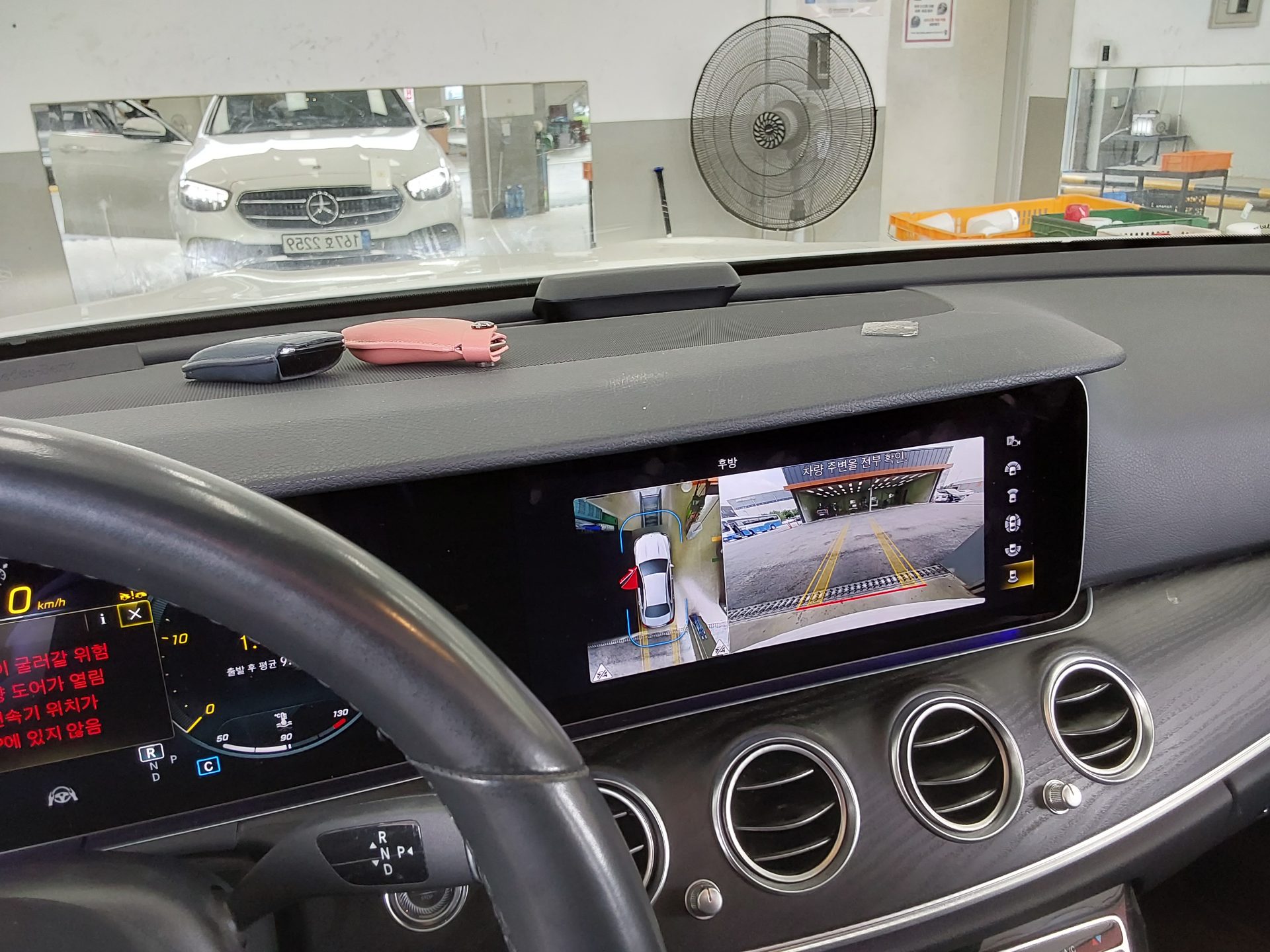 Mercedes-Benz E250 2022 — صورة 10