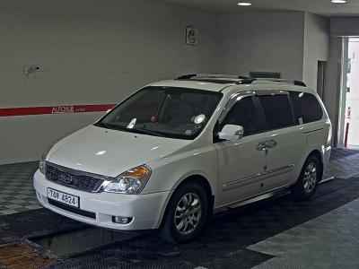 KIA CARNIVAL R GLX