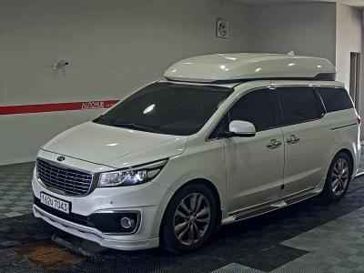 KIA CARNIVAL -LIMOUSINE GH-ROOF