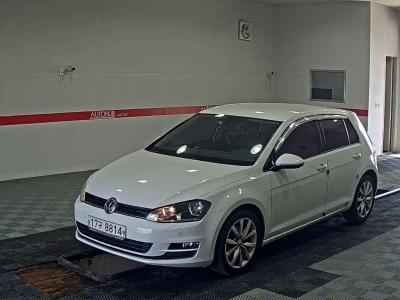 VOLKSWAGEN GOLF (7TH GEN) TDI BLUEMOTION