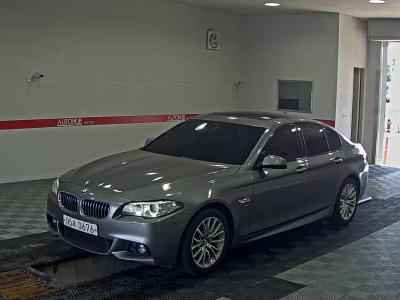 BMW 5 SERIES (6TH GEN) 528i xDrive M AERODYNAMIC