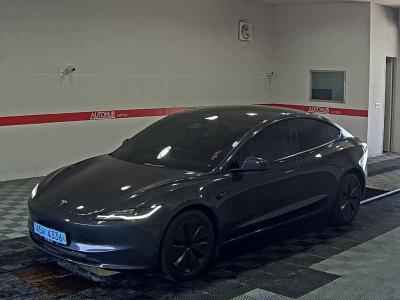 Tesla Model 3 2024