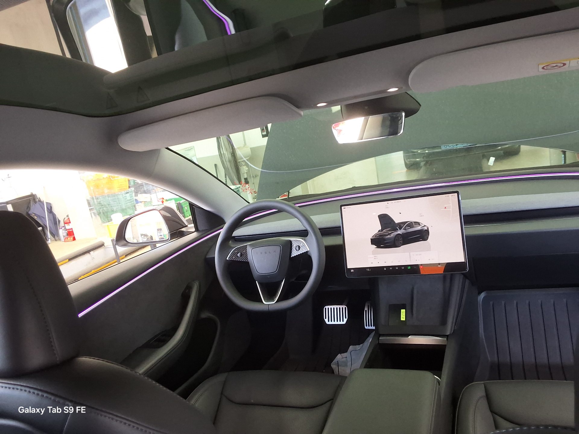 Tesla Model 3 2024 — صورة 4