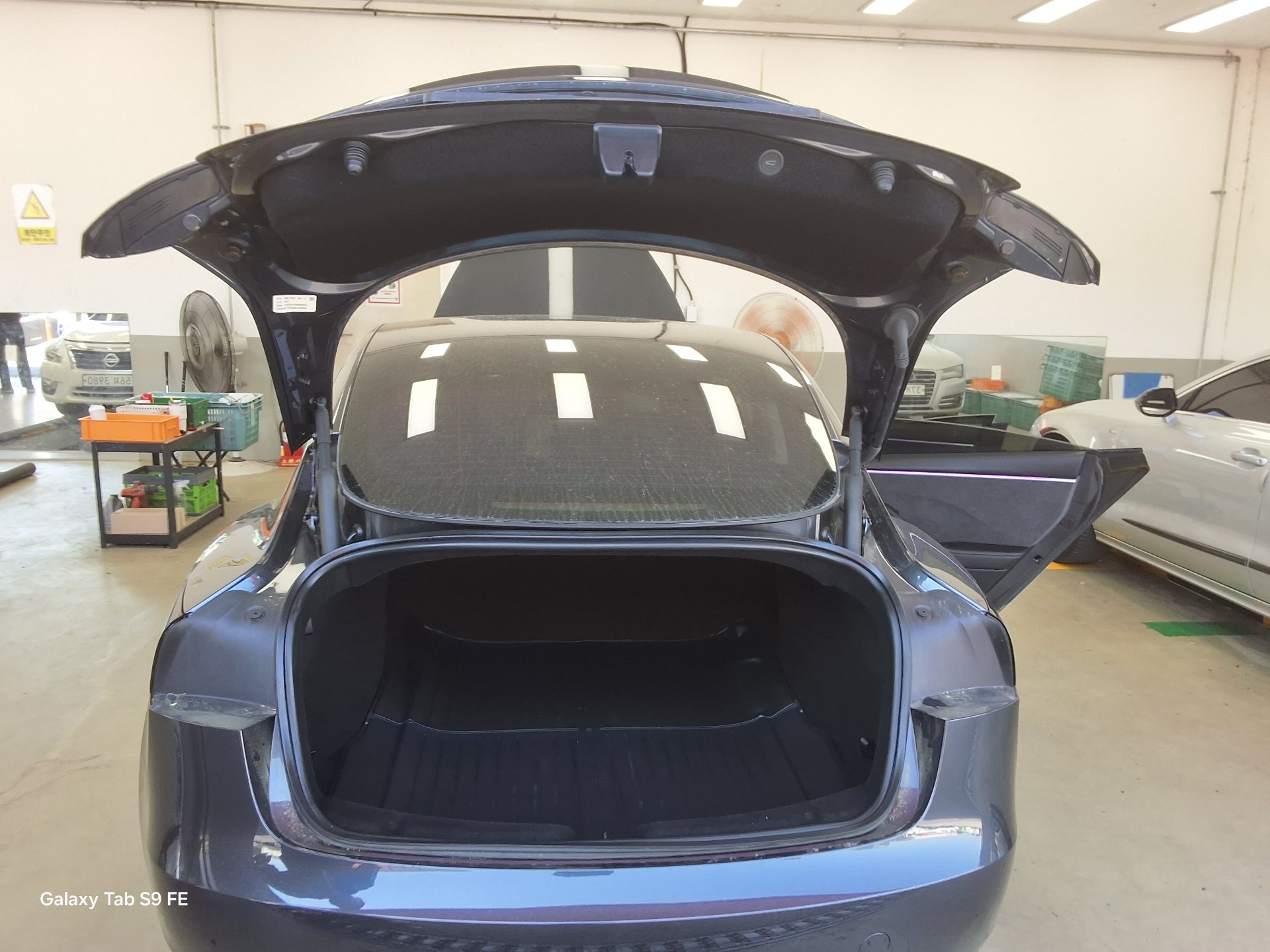 Tesla Model 3 2024 — صورة 8