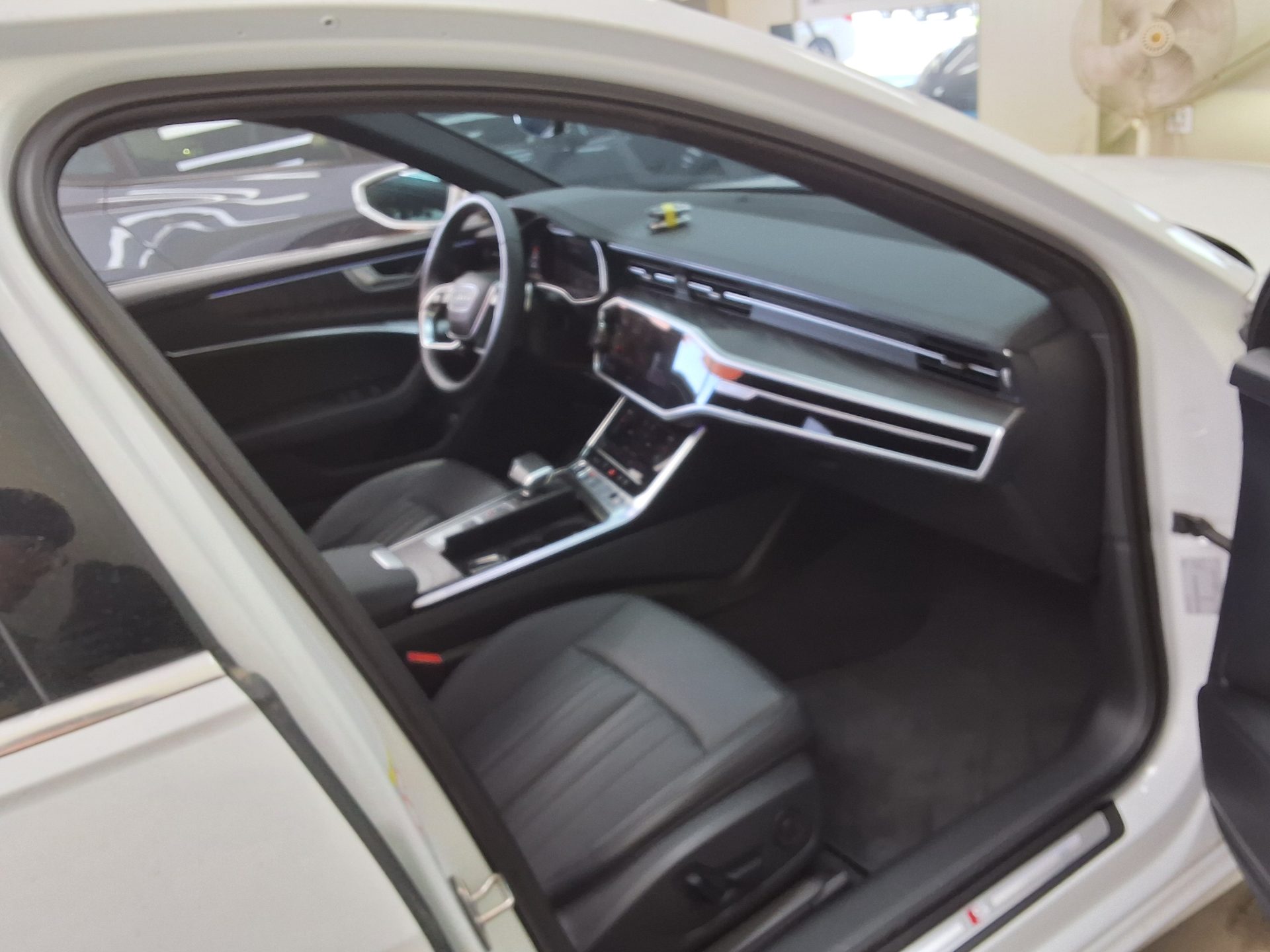 Audi A6 2022 — صورة 8