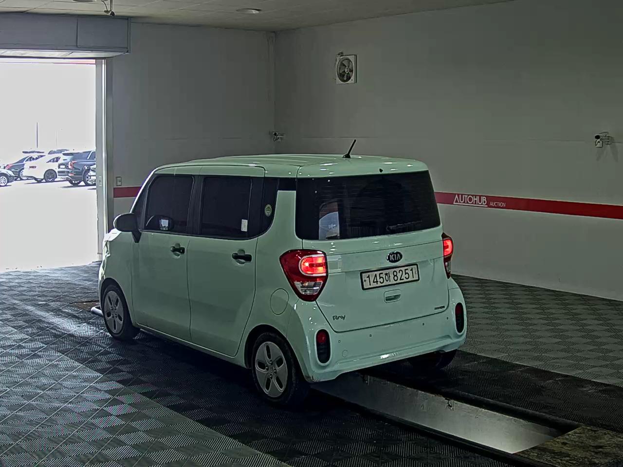 2020 - kia ray